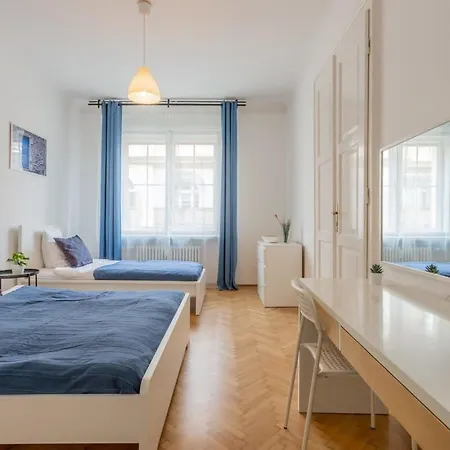 Appartement Away From In The Center Budapest