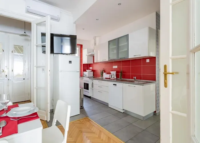Appartement Away From In The Center